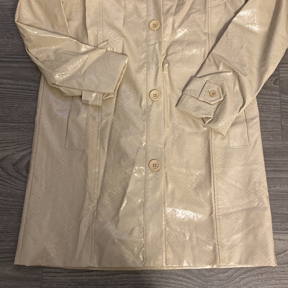 Longline Patent Coat - Picture 6 of 6